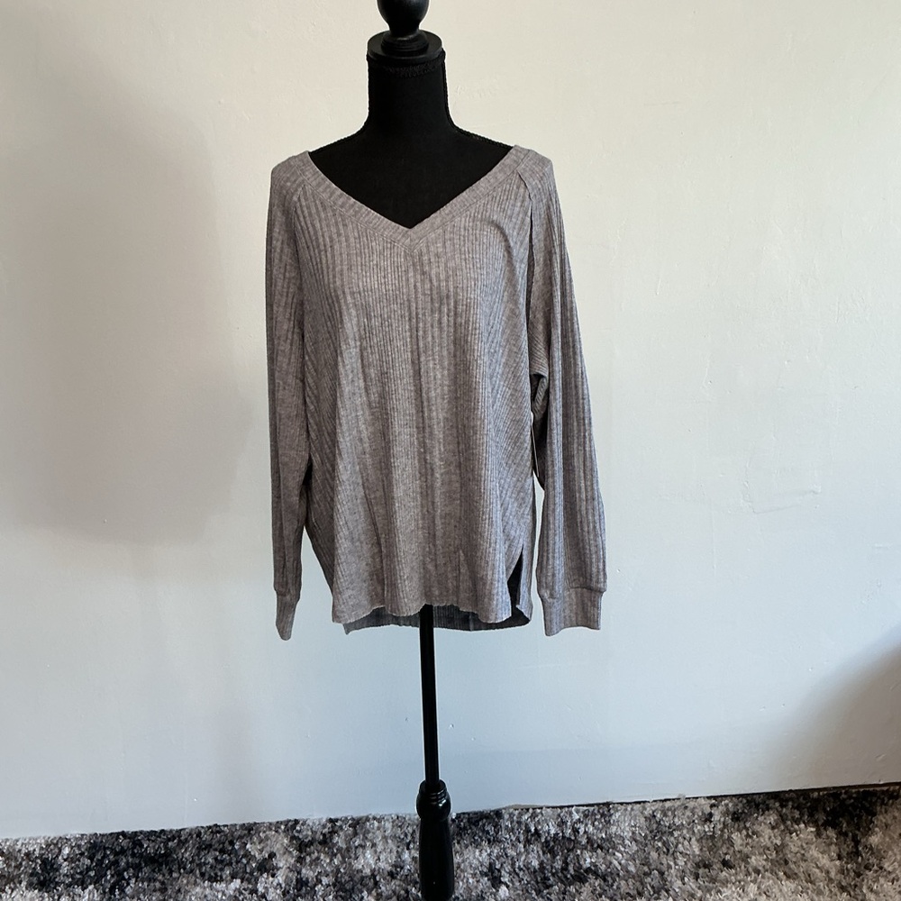 Lucky Brand Heather Gray Knit Top